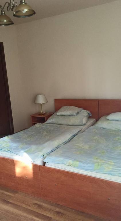 Borostyankert Etterem & Vendeghaz Hotell Sitke Rum bild