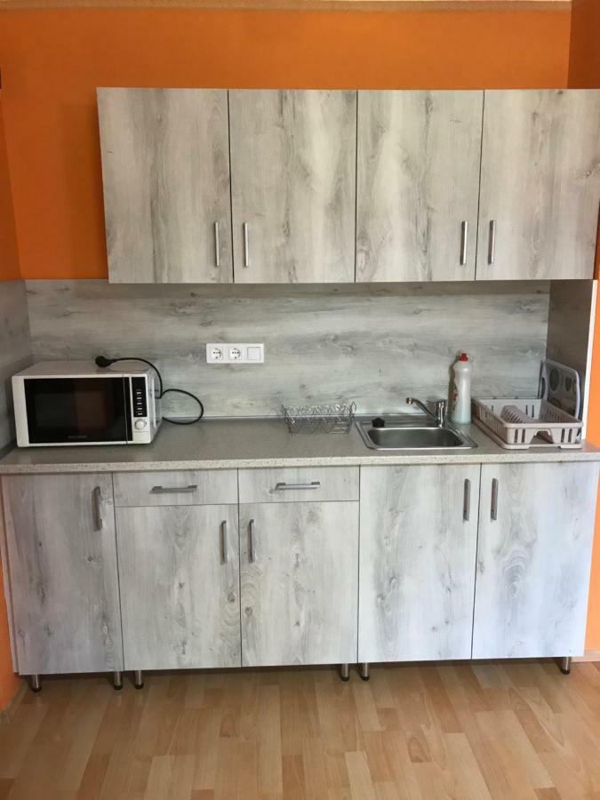 Borostyankert Etterem & Vendeghaz Hotell Sitke Exteriör bild